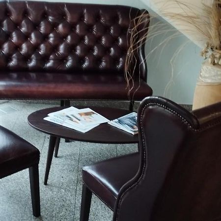 Hotel Am Theater Schwetzingen Buitenkant foto